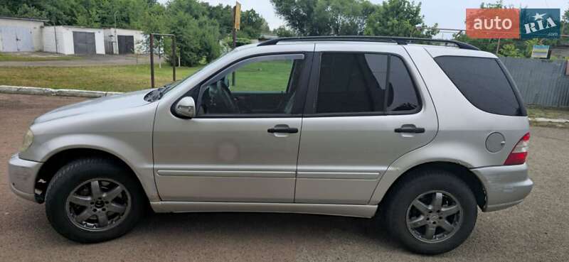 Внедорожник / Кроссовер Mercedes-Benz M-Class 2002 в Ивано-Франковске