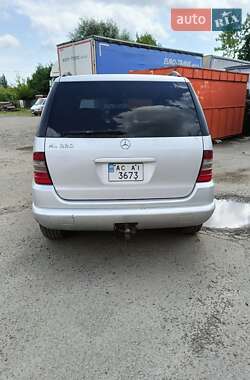 Позашляховик / Кросовер Mercedes-Benz M-Class 1998 в 