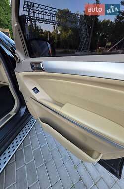 Внедорожник / Кроссовер Mercedes-Benz M-Class 2006 в 