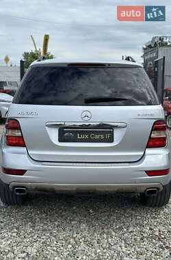 Внедорожник / Кроссовер Mercedes-Benz M-Class 2010 в 