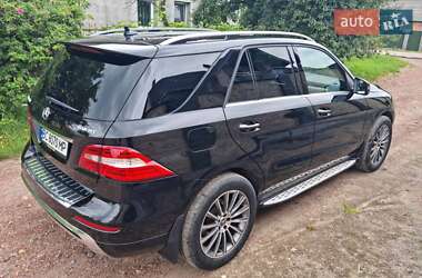 Внедорожник / Кроссовер Mercedes-Benz M-Class 2012 в 