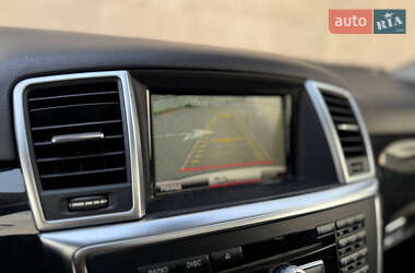 Внедорожник / Кроссовер Mercedes-Benz M-Class 2015 в 