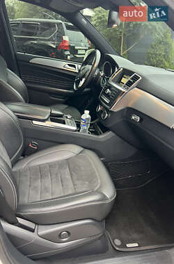 Внедорожник / Кроссовер Mercedes-Benz M-Class 2012 в 