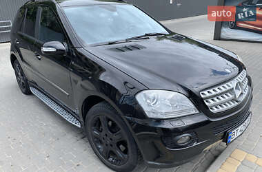 Внедорожник / Кроссовер Mercedes-Benz M-Class 2006 в 