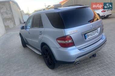 Внедорожник / Кроссовер Mercedes-Benz M-Class 2007 в 