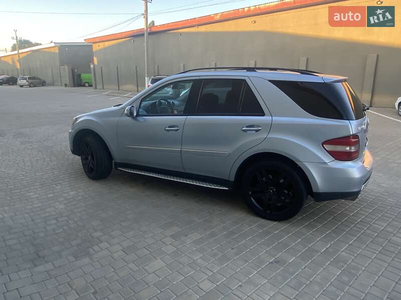 Внедорожник / Кроссовер Mercedes-Benz M-Class 2007 в Одессе