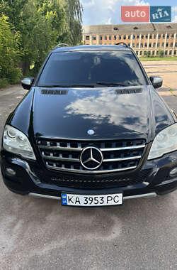 Позашляховик / Кросовер Mercedes-Benz M-Class 2009 в Києві