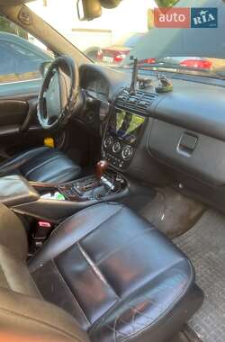 Внедорожник / Кроссовер Mercedes-Benz M-Class 2002 в 