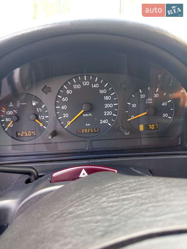 Внедорожник / Кроссовер Mercedes-Benz M-Class 2002 в Воронеже фото 4 Внедорожник / Кроссовер Mercedes-Benz M-Class 2002 в Воронеже