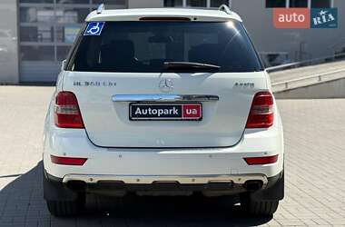 Внедорожник / Кроссовер Mercedes-Benz M-Class 2010 в 