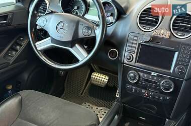 Внедорожник / Кроссовер Mercedes-Benz M-Class 2010 в 