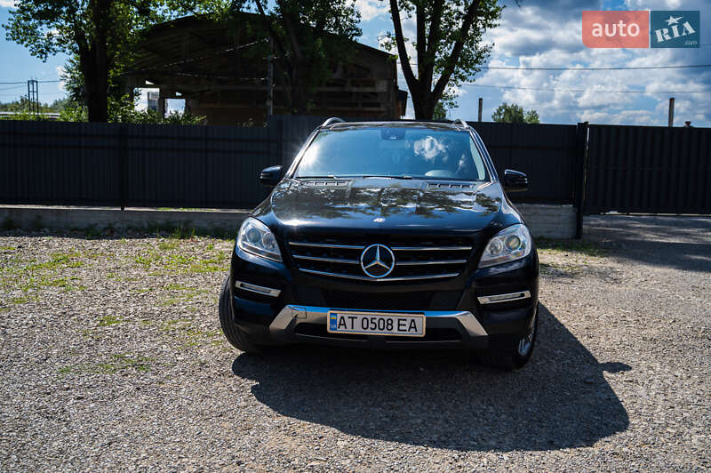 Внедорожник / Кроссовер Mercedes-Benz M-Class 2011 в Болехове