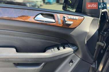Внедорожник / Кроссовер Mercedes-Benz M-Class 2011 в 