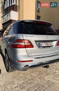Внедорожник / Кроссовер Mercedes-Benz M-Class 2014 в 