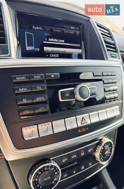 Внедорожник / Кроссовер Mercedes-Benz M-Class 2014 в 