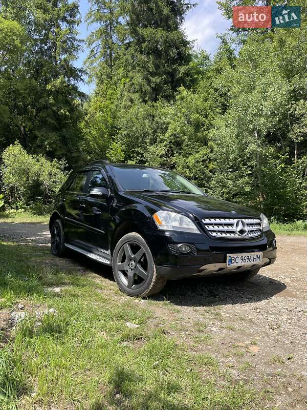 Позашляховик / Кросовер Mercedes-Benz M-Class 2008 в Славському
