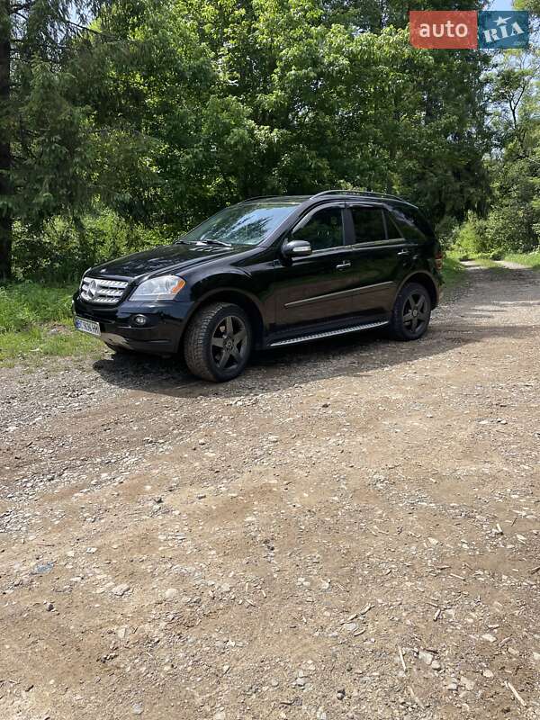 Позашляховик / Кросовер Mercedes-Benz M-Class 2008 в Славському