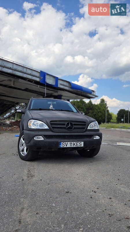 Внедорожник / Кроссовер Mercedes-Benz M-Class 2003 в Ямполе фото 7 Внедорожник / Кроссовер Mercedes-Benz M-Class 2003 в Ямполе