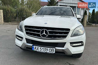Внедорожник / Кроссовер Mercedes-Benz M-Class 2012 в 