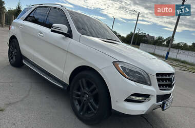 Внедорожник / Кроссовер Mercedes-Benz M-Class 2012 в 