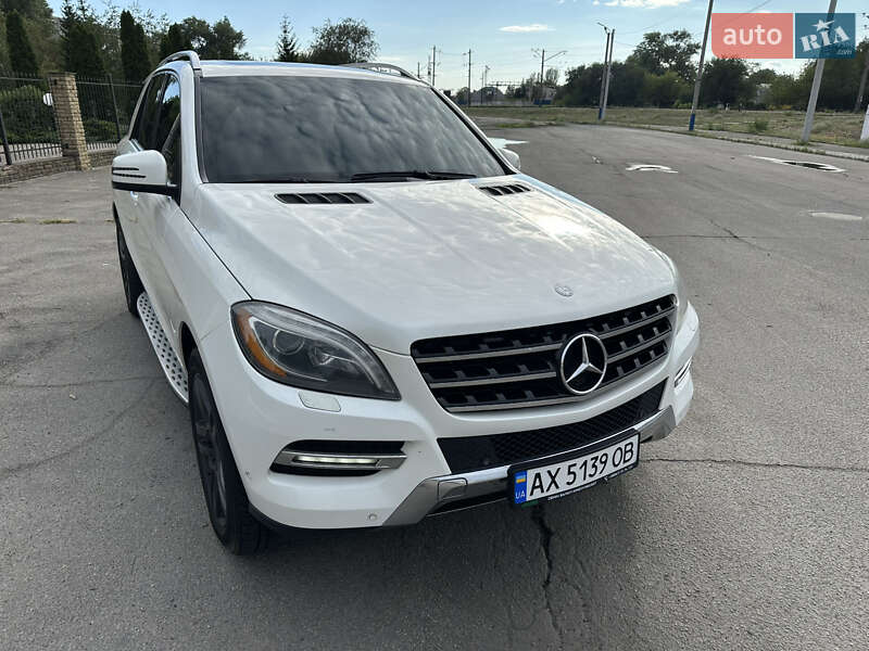 Внедорожник / Кроссовер Mercedes-Benz M-Class 2012 в Днепре