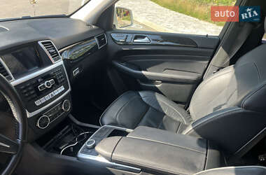 Внедорожник / Кроссовер Mercedes-Benz M-Class 2013 в 