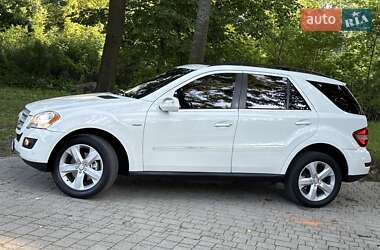 Внедорожник / Кроссовер Mercedes-Benz M-Class 2009 в 