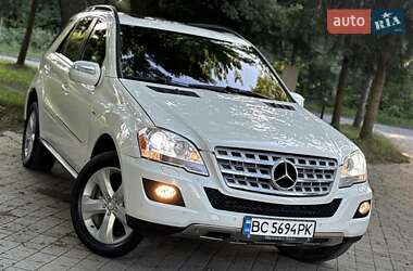 Внедорожник / Кроссовер Mercedes-Benz M-Class 2009 в 