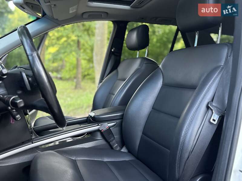 Внедорожник / Кроссовер Mercedes-Benz M-Class 2009 в Львове