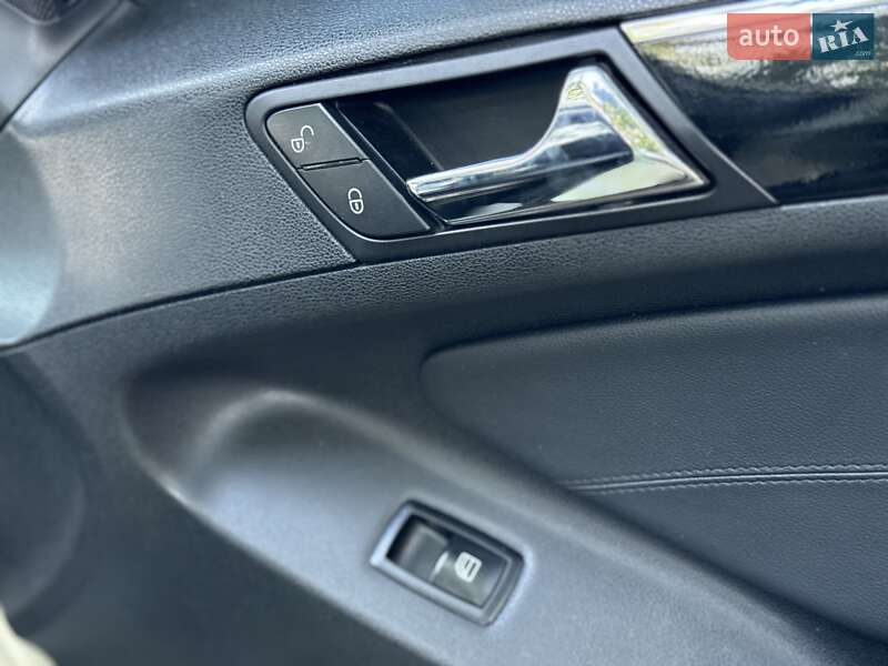 Внедорожник / Кроссовер Mercedes-Benz M-Class 2009 в Львове