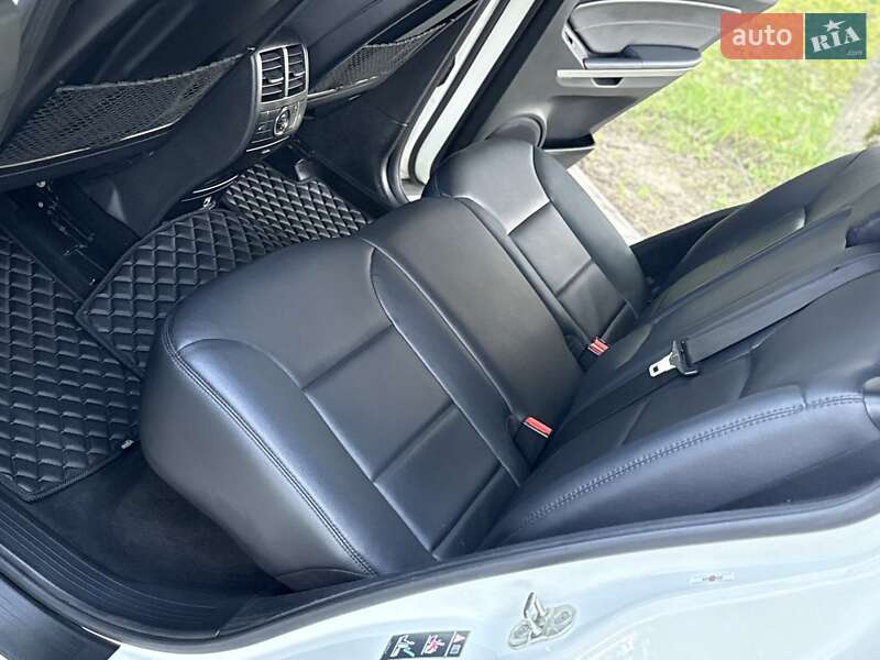 Внедорожник / Кроссовер Mercedes-Benz M-Class 2009 в Львове