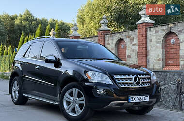 Внедорожник / Кроссовер Mercedes-Benz M-Class 2010 в 