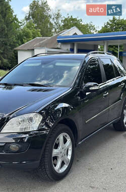 Позашляховик / Кросовер Mercedes-Benz M-Class 2006 в Чернівцях