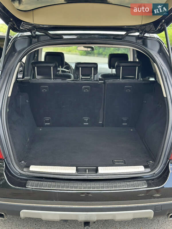 Внедорожник / Кроссовер Mercedes-Benz M-Class 2006 в Черновцах