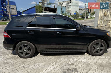 Внедорожник / Кроссовер Mercedes-Benz M-Class 2013 в 