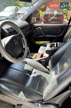 Внедорожник / Кроссовер Mercedes-Benz M-Class 2003 в 