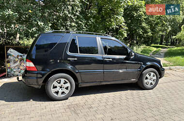 Внедорожник / Кроссовер Mercedes-Benz M-Class 2003 в 