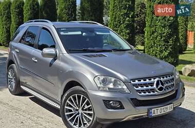 Внедорожник / Кроссовер Mercedes-Benz M-Class 2010 в Калуше