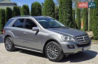 Внедорожник / Кроссовер Mercedes-Benz M-Class 2010 в 
