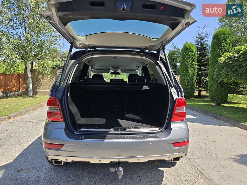 Позашляховик / Кросовер Mercedes-Benz M-Class 2010 в Калуші фото 50 Позашляховик / Кросовер Mercedes-Benz M-Class 2010 в Калуші