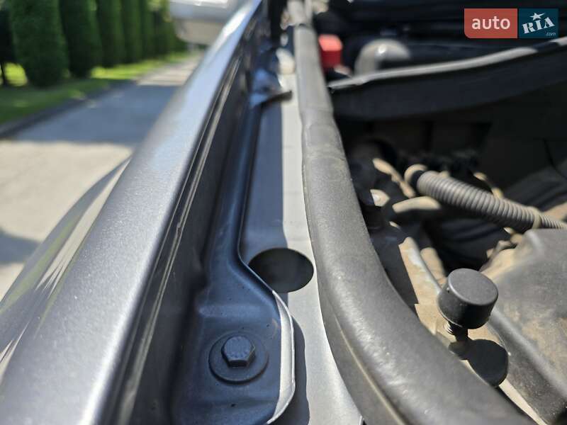 Позашляховик / Кросовер Mercedes-Benz M-Class 2010 в Калуші фото 57 Позашляховик / Кросовер Mercedes-Benz M-Class 2010 в Калуші