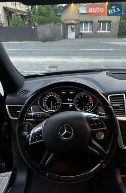 Внедорожник / Кроссовер Mercedes-Benz M-Class 2012 в 