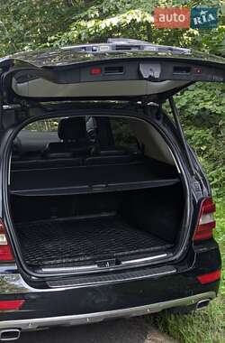 Внедорожник / Кроссовер Mercedes-Benz M-Class 2008 в 