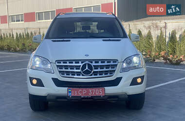 Внедорожник / Кроссовер Mercedes-Benz M-Class 2011 в 
