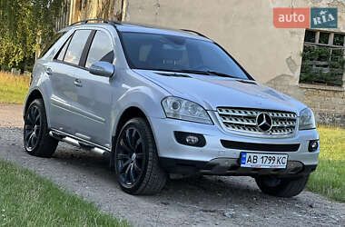 Внедорожник / Кроссовер Mercedes-Benz M-Class 2005 в 