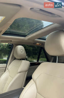 Внедорожник / Кроссовер Mercedes-Benz M-Class 2014 в 