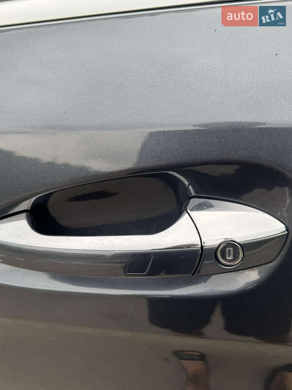 Внедорожник / Кроссовер Mercedes-Benz M-Class 2014 в Калуше