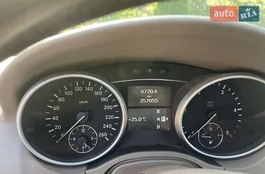 Внедорожник / Кроссовер Mercedes-Benz M-Class 2009 в 