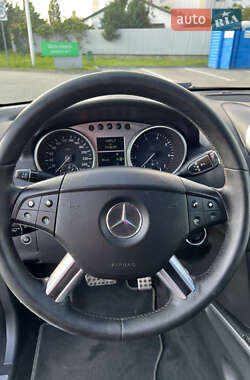 Внедорожник / Кроссовер Mercedes-Benz M-Class 2006 в 
