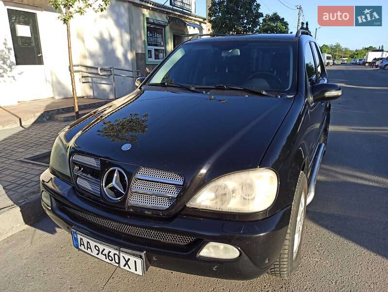 Внедорожник / Кроссовер Mercedes-Benz M-Class 2003 в Киеве